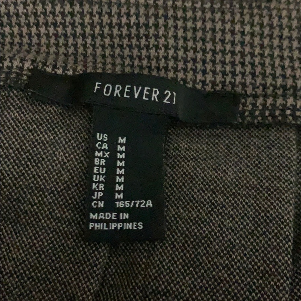 Forever 21 - Picture 5 of 5